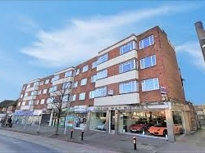 3 Bed Flat, Kennyland Court, NW4