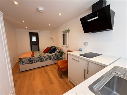 1 bed room for rent in Room in a Shared House, Larks Way, GU21