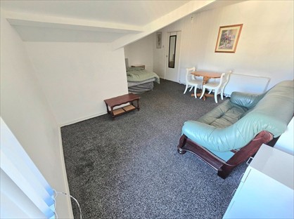 Studio Flat, Liverpool, L8