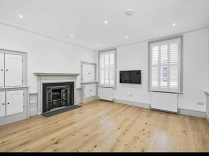 3 Bed Terraced House, Tottenham Street, W1T