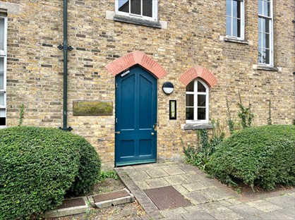 1 Bed Flat, Alexandra Court, WD24