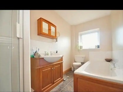 3 Bed Semi-Detached House, London Road, ME20