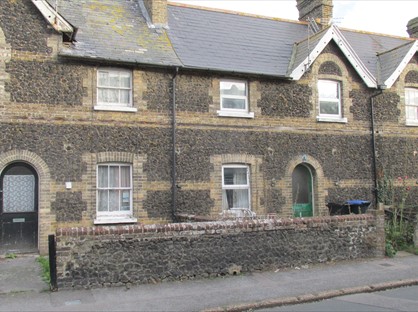 3 Bed Terraced House, Linksfield Road, CT8