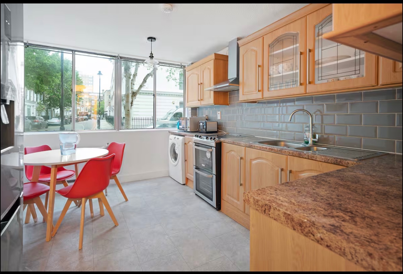 Additional image 3 of Room in a Shared House, Millman Street, WC1N, N1 7GU