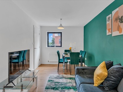 3 Bed Semi-Detached House, Bell Barn Road, B15