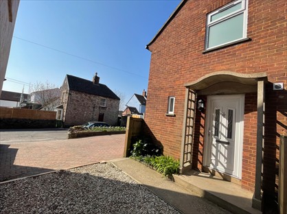2 Bed End Terrace, Burcott Road, BA5