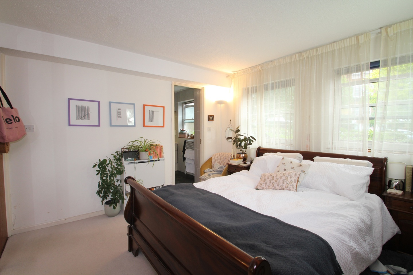 Additional image 4 of 3 Bed Flat, Morgans Walk, SW11, N1 7GU