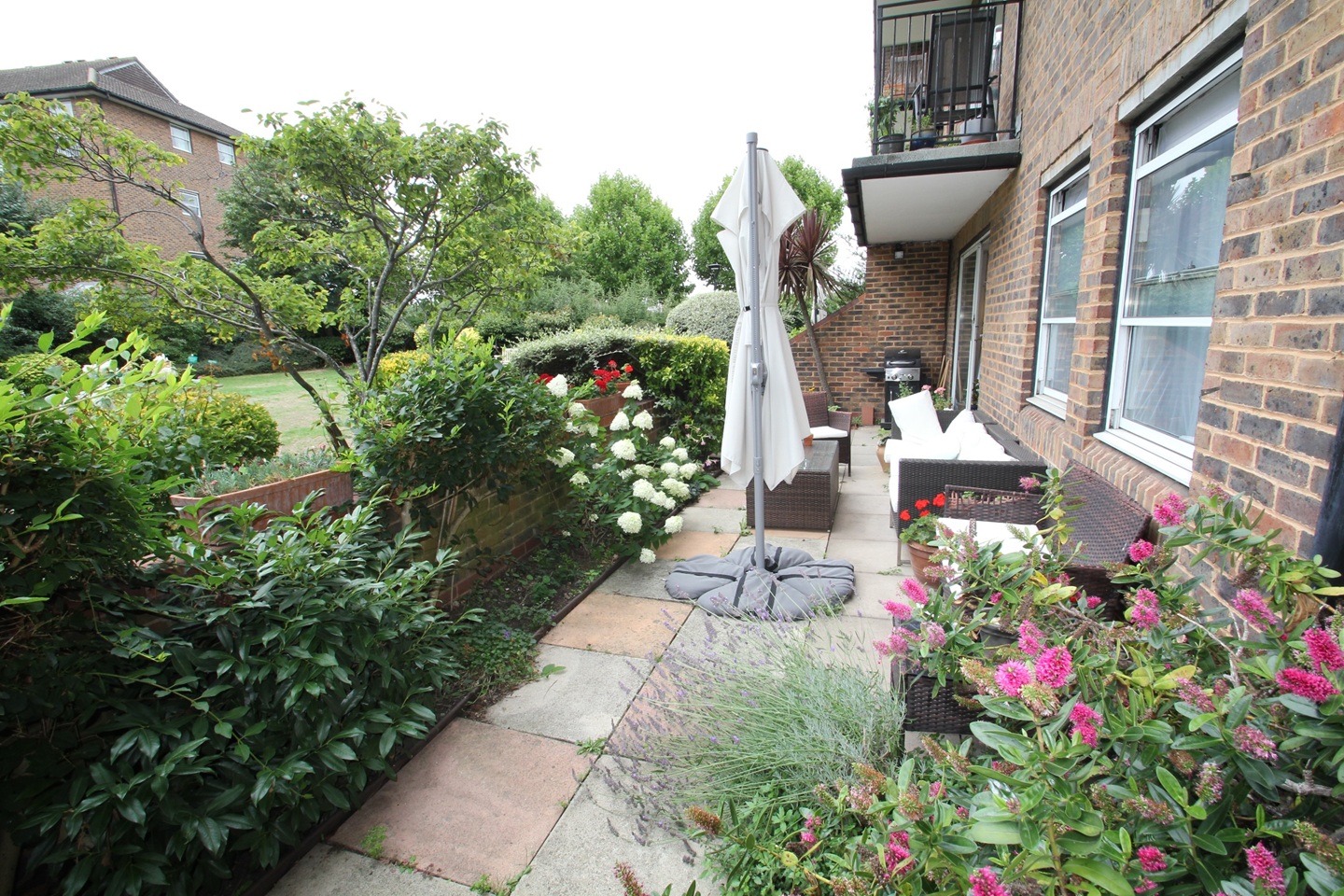 Additional image 18 of 3 Bed Flat, Morgans Walk, SW11, N1 7GU