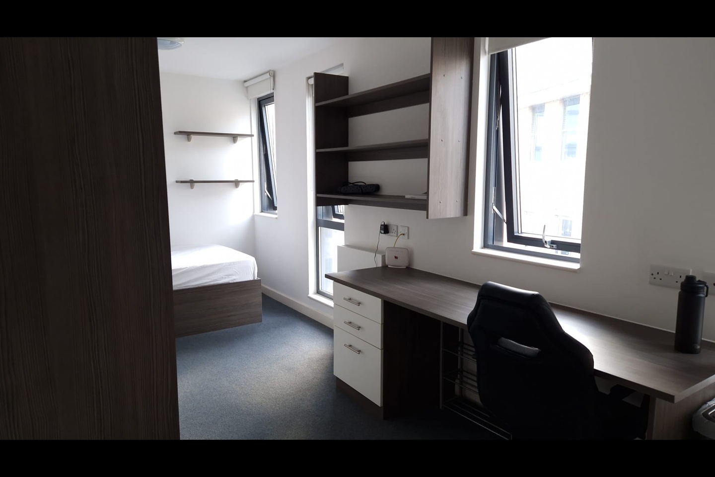 Additional image 2 of Studio Flat, Pearl Works, S1, N1 7GU