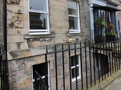 5 Bed Flat, Buccleuch Place, EH8