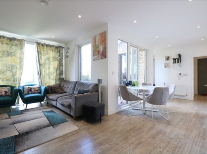 3 Bed Flat, Orchid Mews, NW10