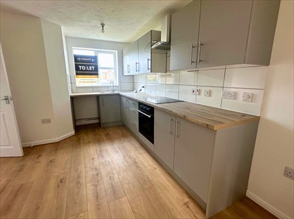 3 Bed Semi-Detached House, Dean Road, DN17
