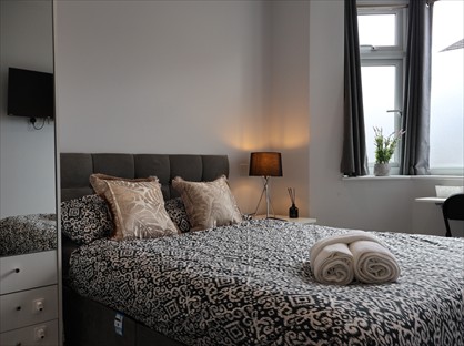 Room in a Shared House, Walton Road, WD23