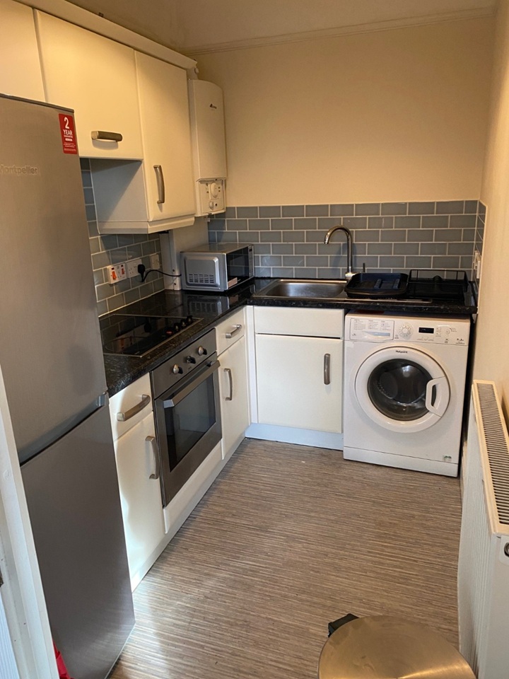 Additional image 3 of 2 Bed Flat, Hotwell Road, BS8, N1 7GU