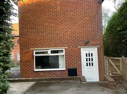 3 Bed Detached House, Wakefield Road, WF5