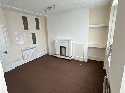 1 Bed Flat, George Street, PL1
