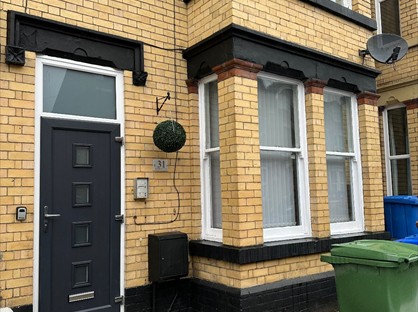 1 Bed Flat, Blackburn Avenue, YO15