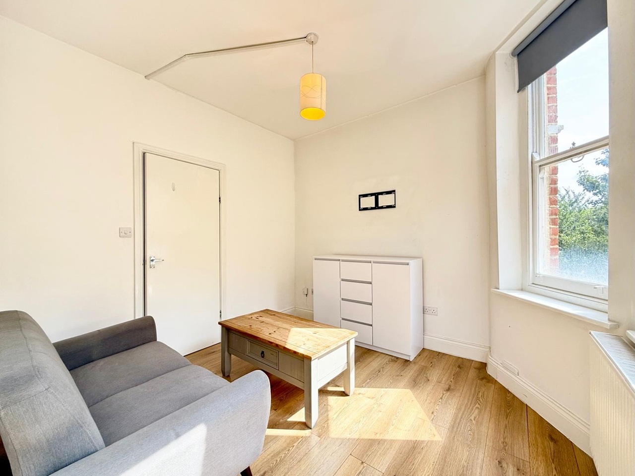 2 Bed Flat, Rosslyn House, SW2 photo 2