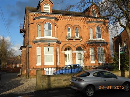 Studio Flat, Alexandra Road, M33