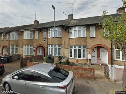 2 Bed Terraced House, St. Monicas Avenue, LU3