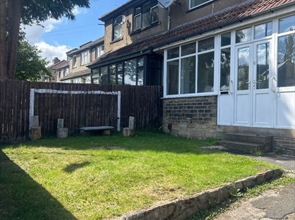 Bedsit, Wheatlands Grove, BD9