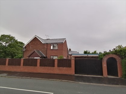 4 Bed Semi-Detached House, Queens Road, CH5