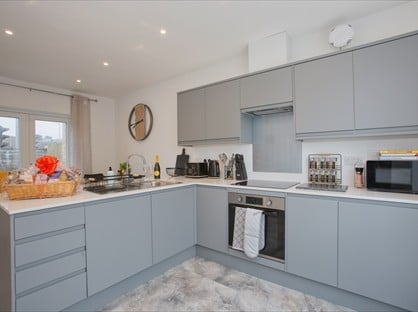 3 Bed Semi-Detached House, Harveys Yard, TR27