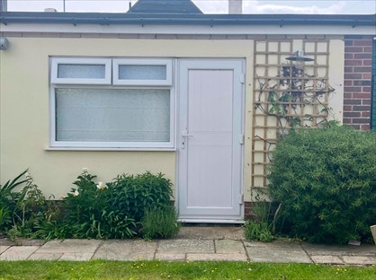 Studio Flat, Bridge Place, BH10