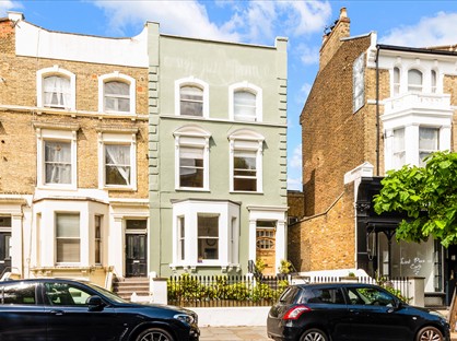 2 Bed Flat, Lancaster Road, W11