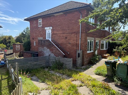 2 Bed Flat, Brantcliffe Drive, BD17