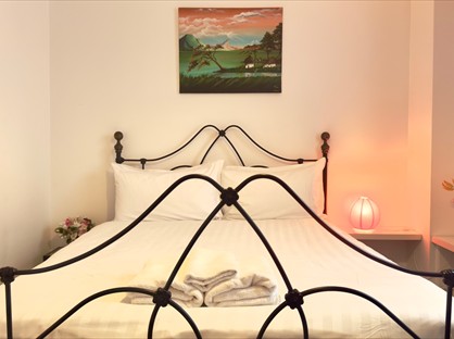 2 Bed Flat, Great Western Road, W9