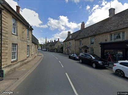 2 Bed Terraced House, Kestrel House, GL7