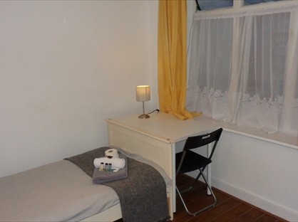 Room in a Shared House, Marlborough Road, RM7