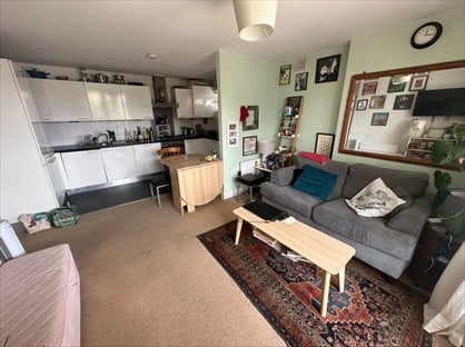 2 Bed Flat, London, N22