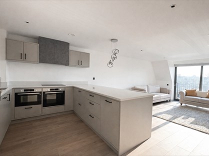 2 Bed Penthouse, Swaker Yard, WD6