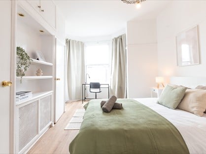 2 Bed Semi-Detached House, Gladys Avenue, PO2