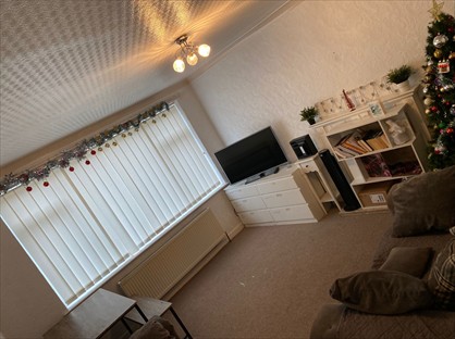 Room in a Shared House, Sedgley Close, M24