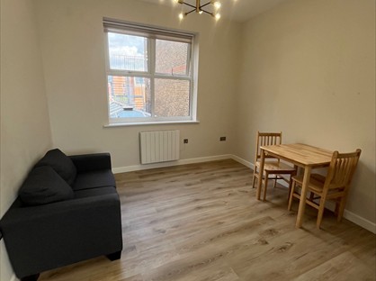1 Bed Flat, York Street, TW1