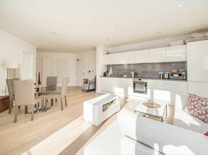 1 Bed Flat, Schooner Road, E16