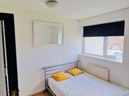 Studio Flat, Borehamwood, WD6