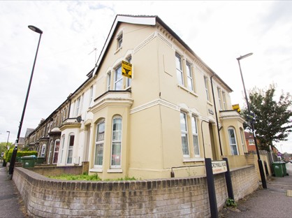 Room in a Shared House, Carlton Road, SO15