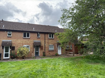 2 Bed Terraced House, Craddock Road, CT1