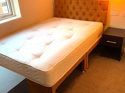 Room in a Shared House, King Street, WF10