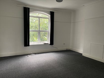 2 Bed Flat, Highgate Road, WS1