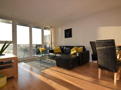 2 Bed Flat, Lower Twelfth Street, MK9