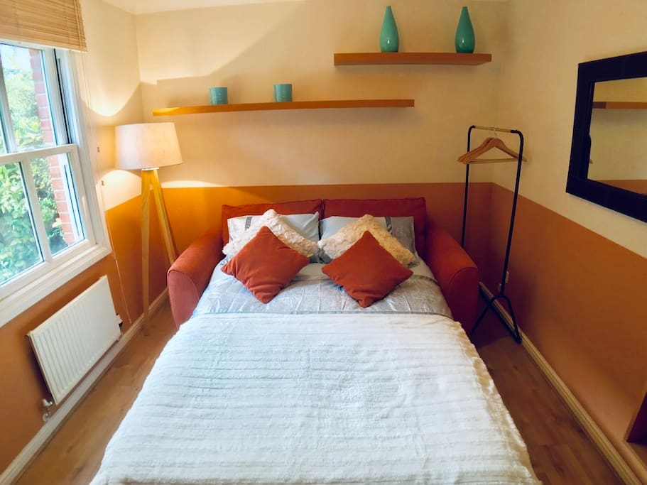 Additional image 2 of Room in a Shared House, Ravensworth Gardens, CB1, N1 7GU