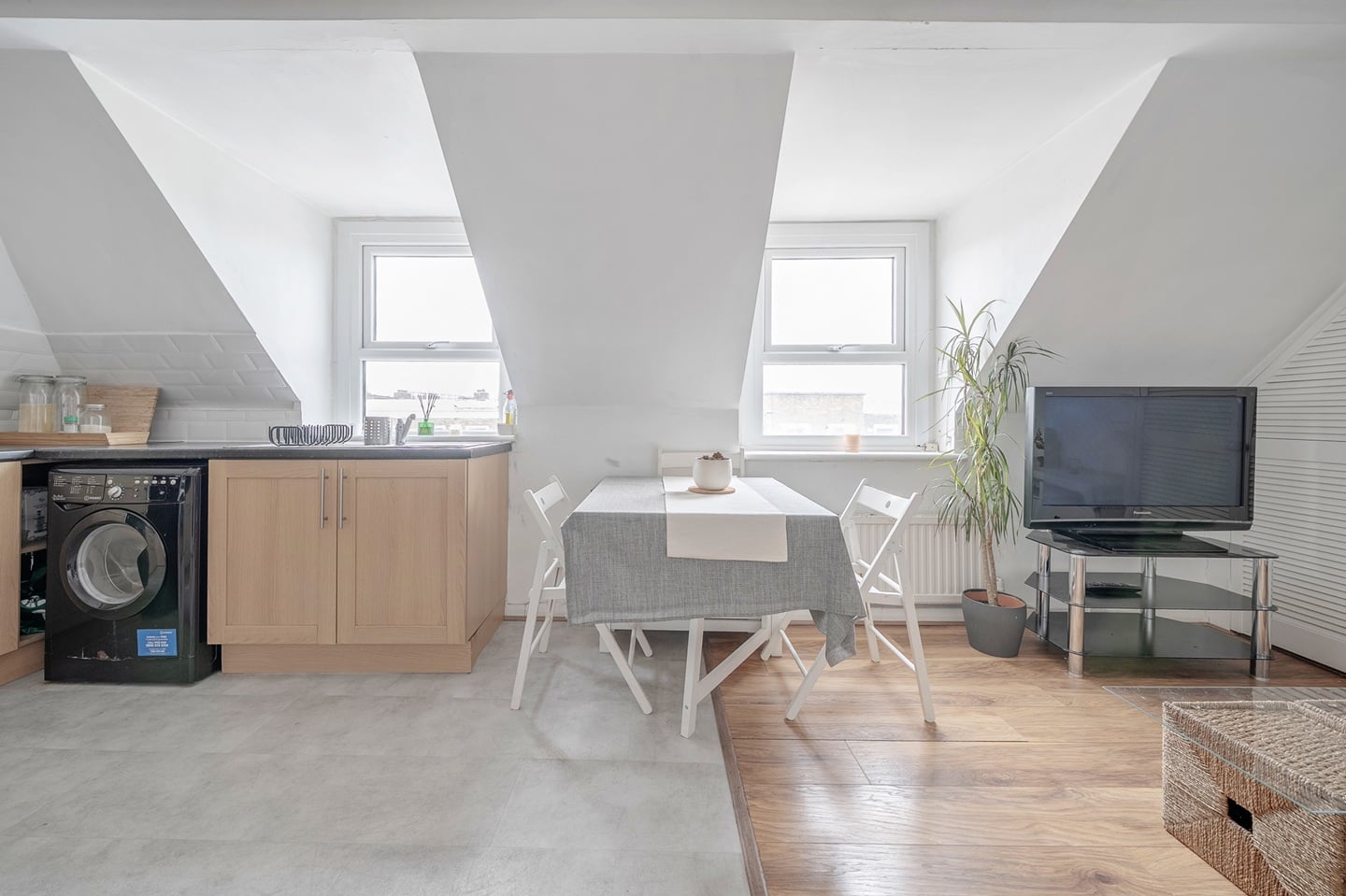 2 Bed Flat, Coldharbour Lane, SE5 photo 4