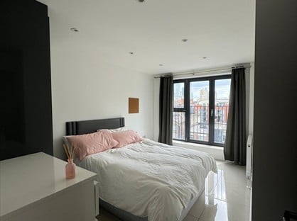 2 Bed Flat, St Anne's  Row, E14