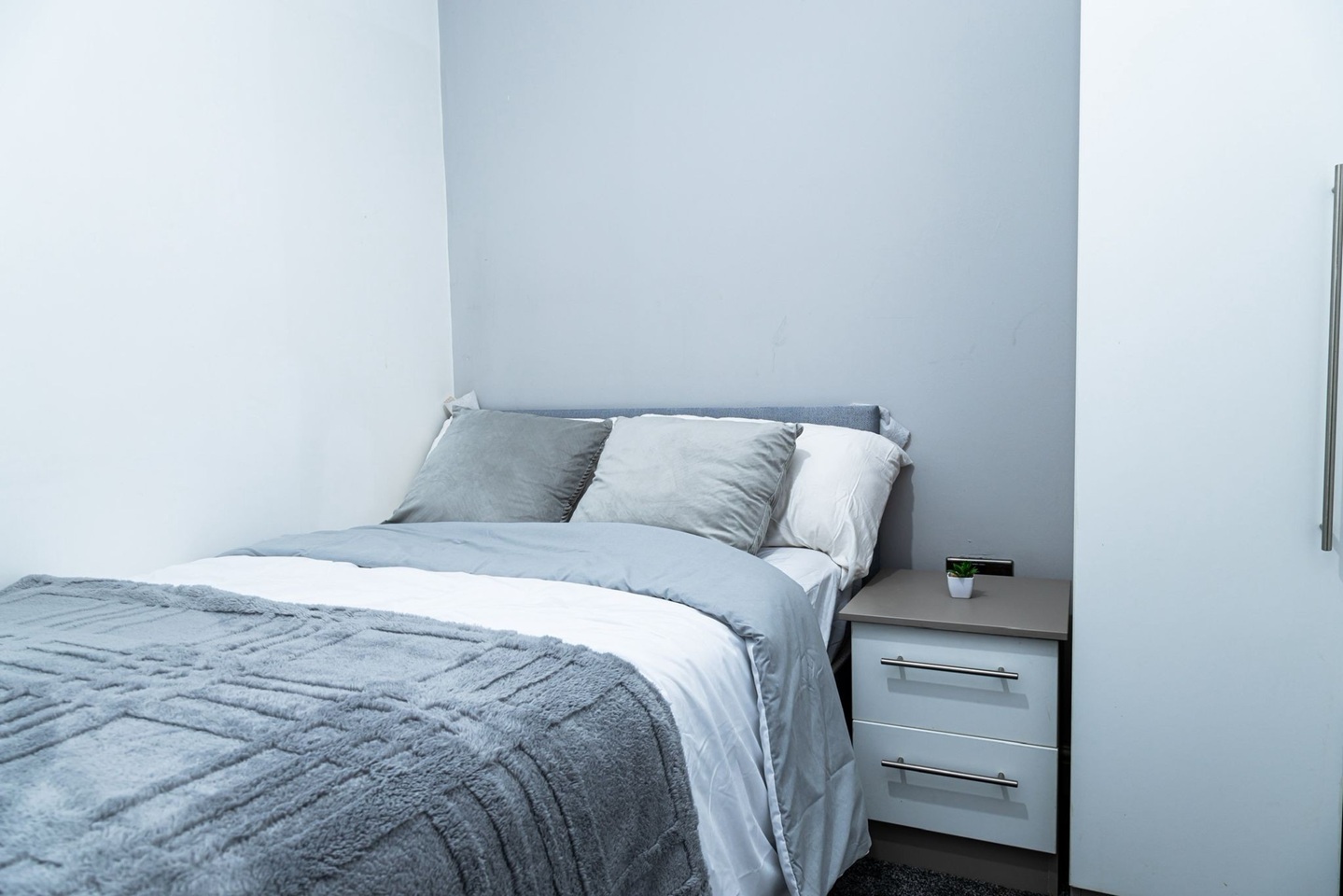 1 Bed Flat, Wilbraham Road, M21 photo 3