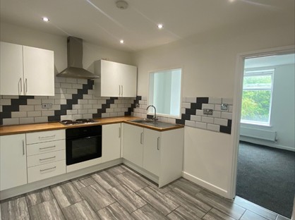 3 Bed Terraced House, School Street, CF39